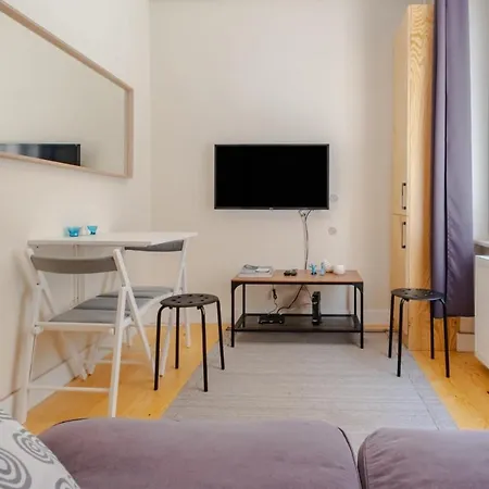 Comfortable Flat In The Heart Of Beyoglu דירה